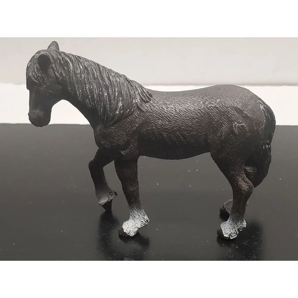 Terra by Battat Horse - 5 Inch all Black Horse with white by hooves